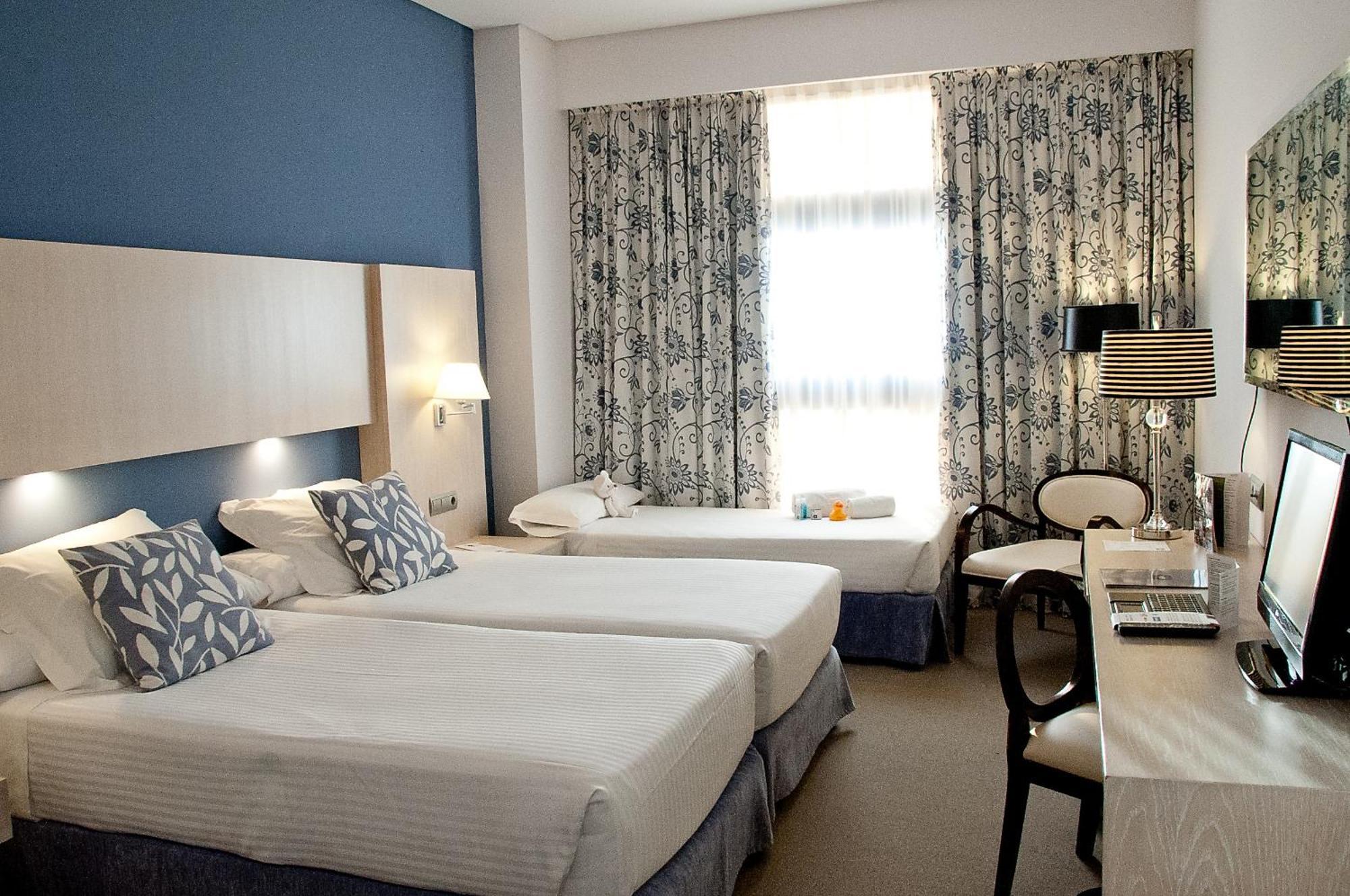 Triple Room,1546787257:JPEG